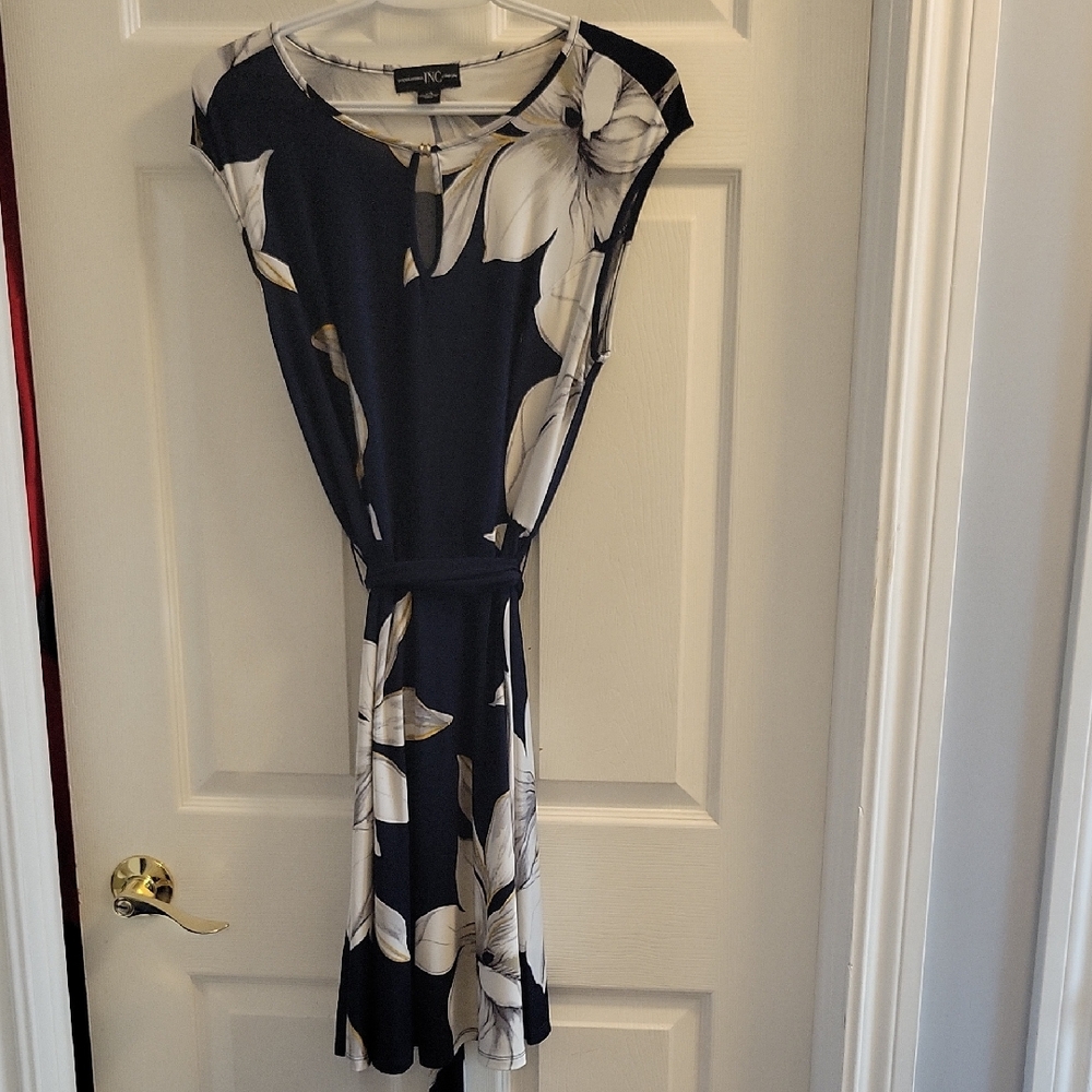 INC International Concepts Dark Navy & White Midi Sundress